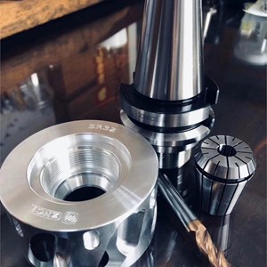 Bộ đầu kẹp mũi phay